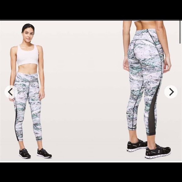 Lululemon Train Times - Picture 2 of 5